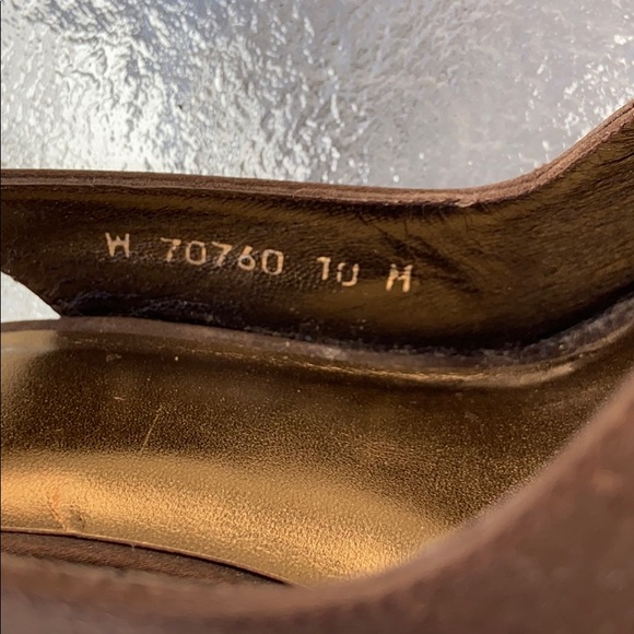 Stuart Weitzman open toe heel shoe - Picture 2 of 7